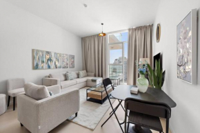 Unique 1 BHK Near To Metro